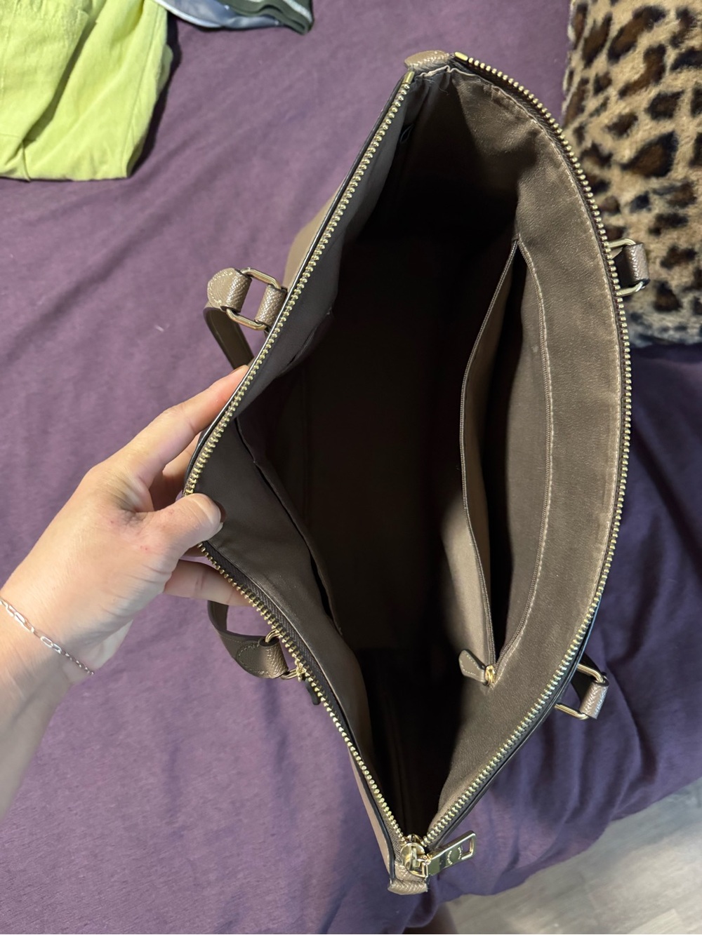 Coach Taupe Leather Tote Bag - Coach Signature Zip-Top Tote in Taupe NWOB - Picture 3 of 7